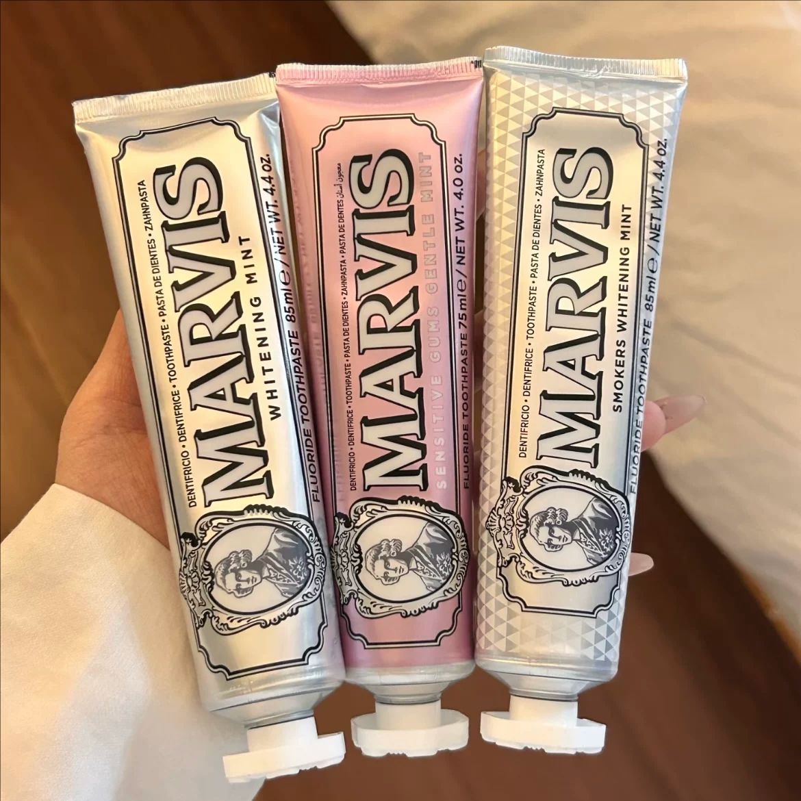 ยาสีฟันมาร์วิสมิ้นท์ พรีเมียม  - Teeth Whitening Treatment บทวิจารณ์และราคา